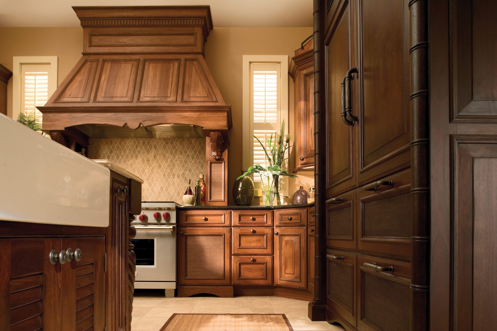 artistic kitchen design & cabinet